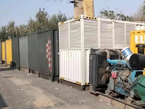 合阳200KW柴油发电机机组每小时油耗是多少?